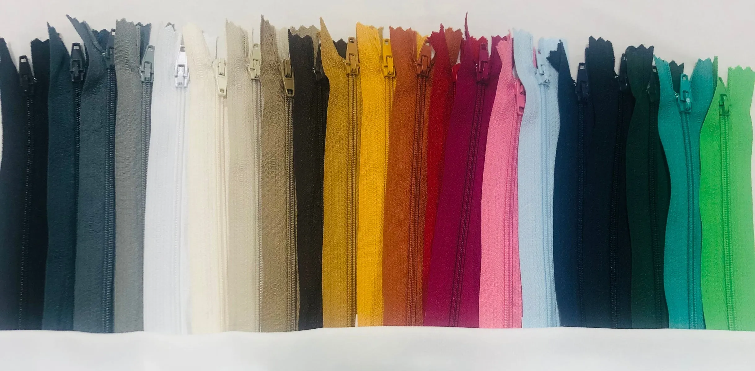 Birch Dress Zip - 20cm