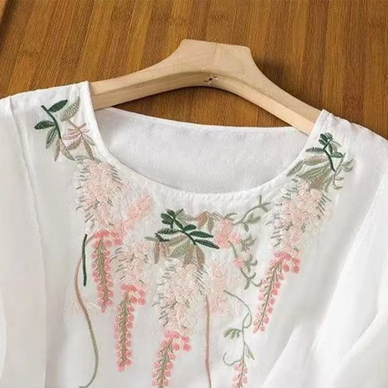 Buddha Stones Casual Embroidered Floral Pattern Women's Crew Neck Design Three-quarter Sleeve Cotton Linen T-shirt