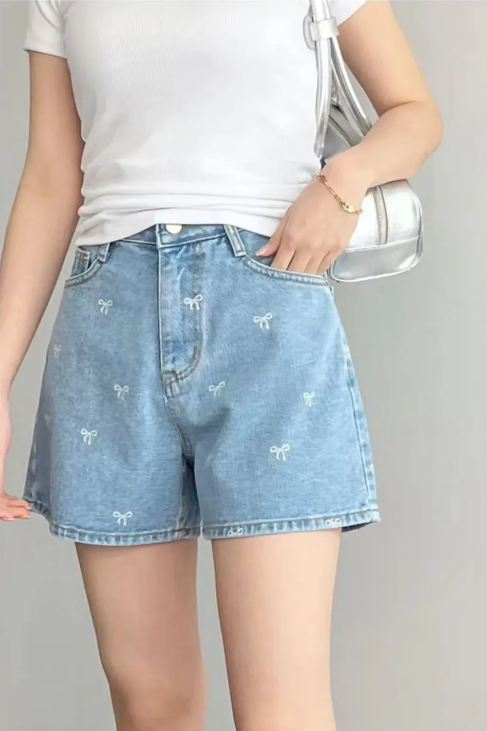 Casual Bowknot Embroidered Denim Shorts