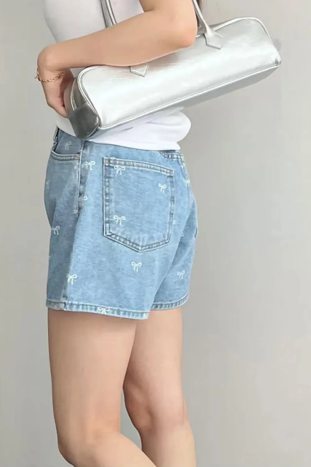 Casual Bowknot Embroidered Denim Shorts