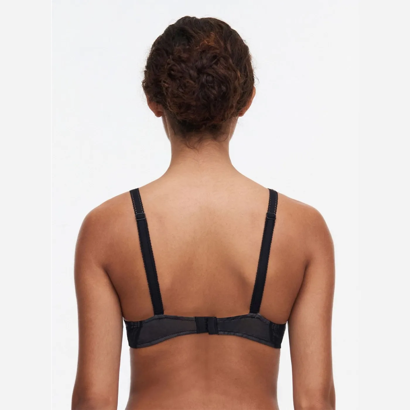 Chantelle True Lace Plunge Spacer Bra | Black