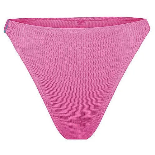 Cleonie | CHANNEL BRIEF