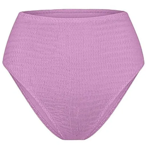 Cleonie | DUNE HIGH BRIEF