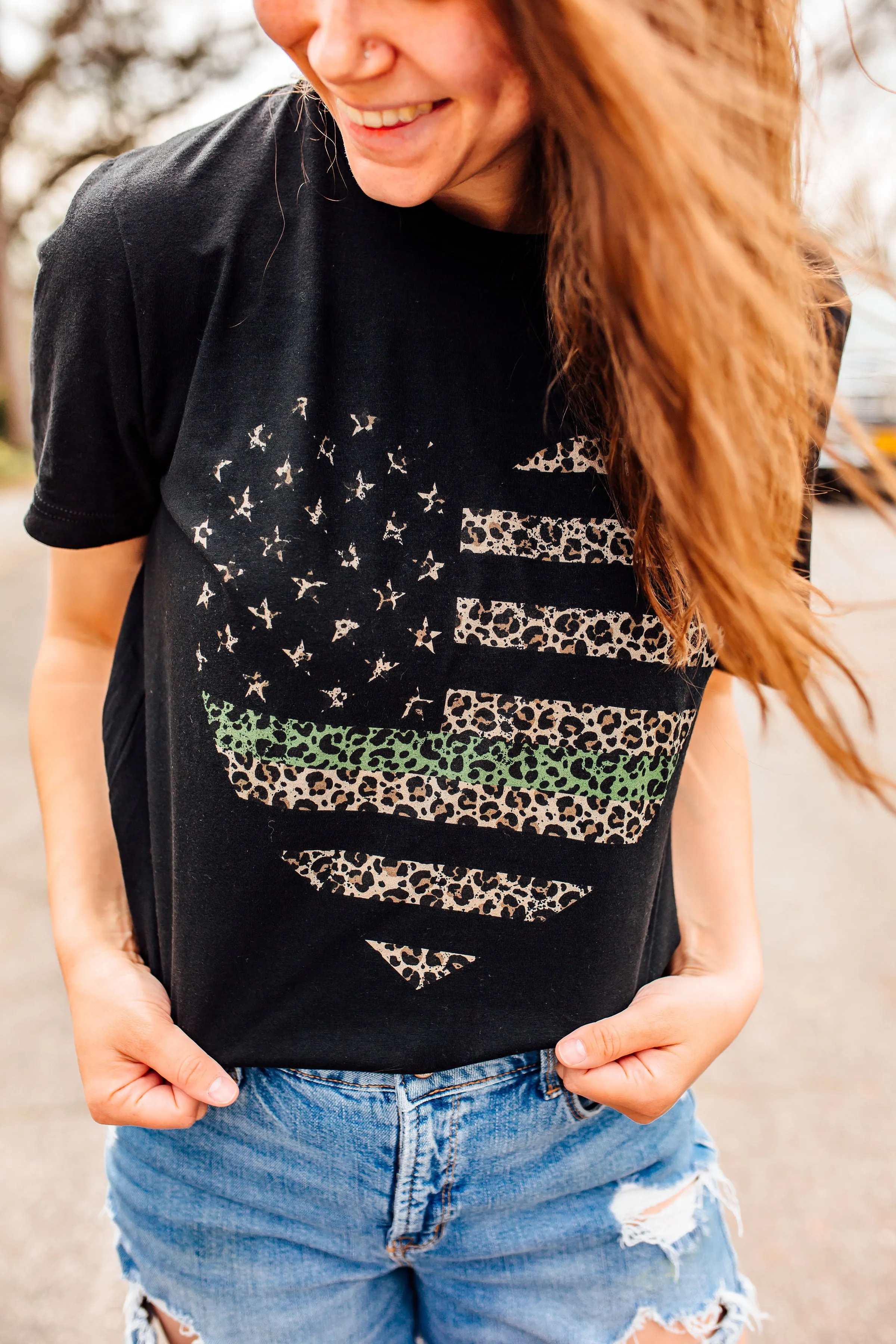 Distressed Leopard Heart Flag © Unisex Tee (Thin Green Line)