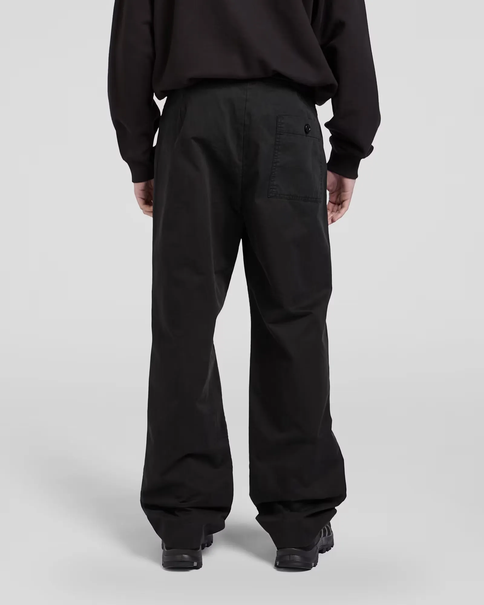 DM1-8 Pleated Pants Black