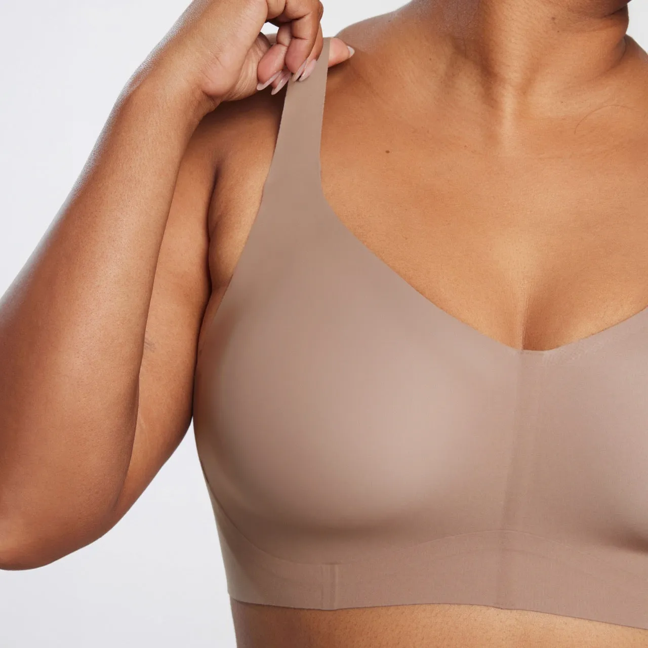 Evelyn & Bobbie - Beyond Bra