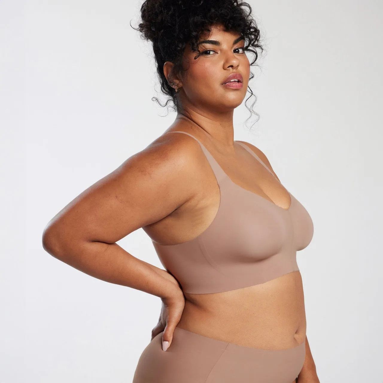 Evelyn & Bobbie - Beyond Bra