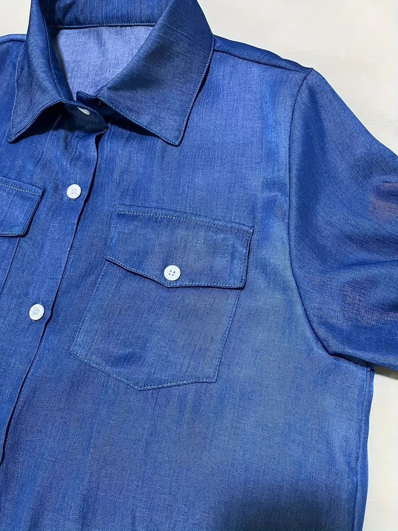 Flowing Shirt Dress With Buttons and Classic Collar