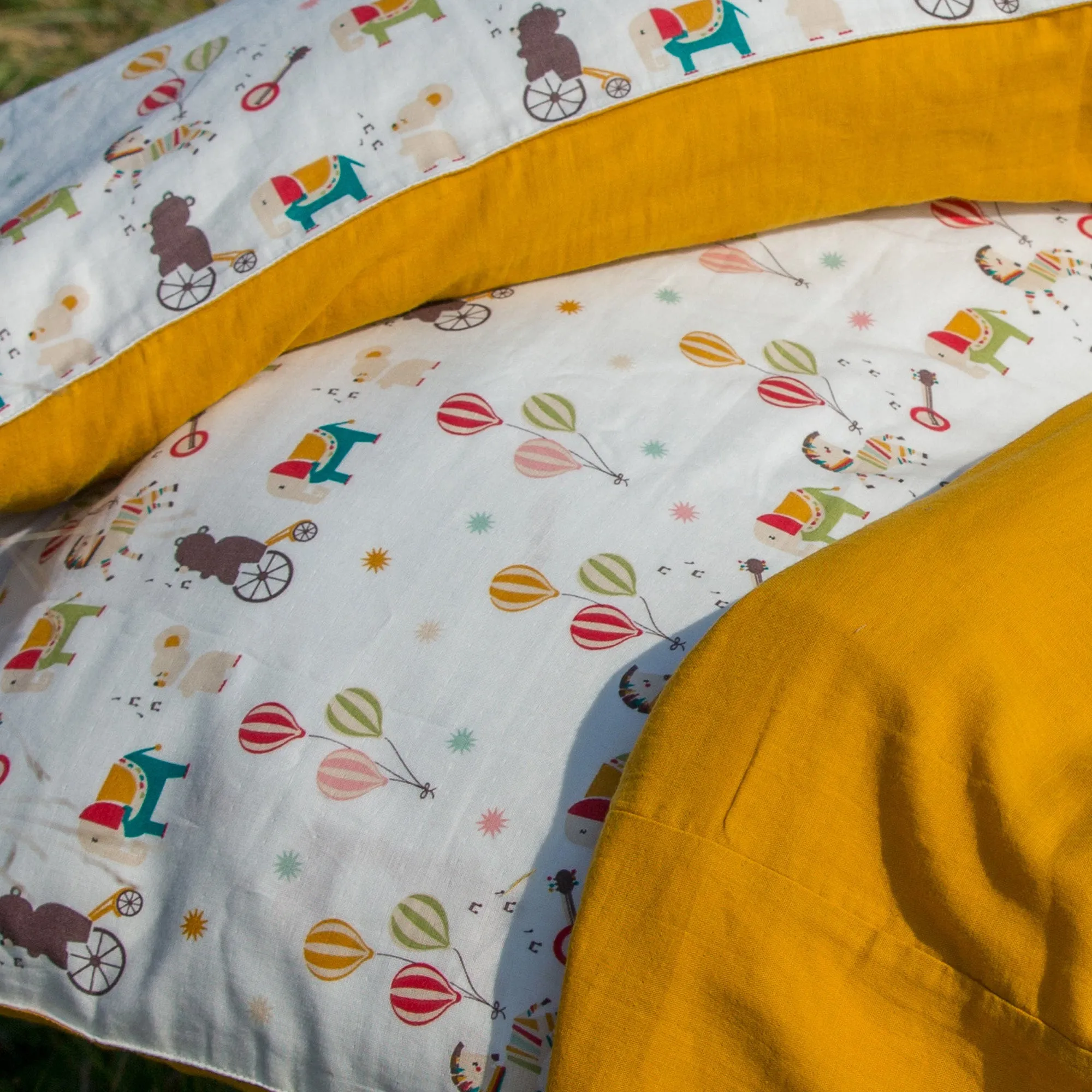 Jamboree Organic Duvet & Pillow Bed Set