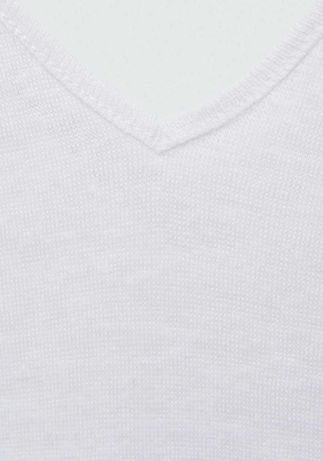 Linen top with knotted straps