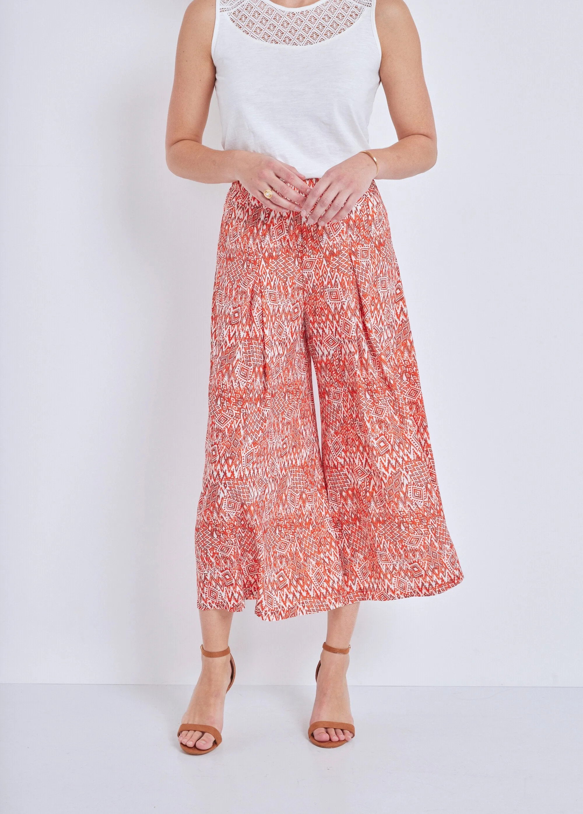 Loose elasticated waist culottes