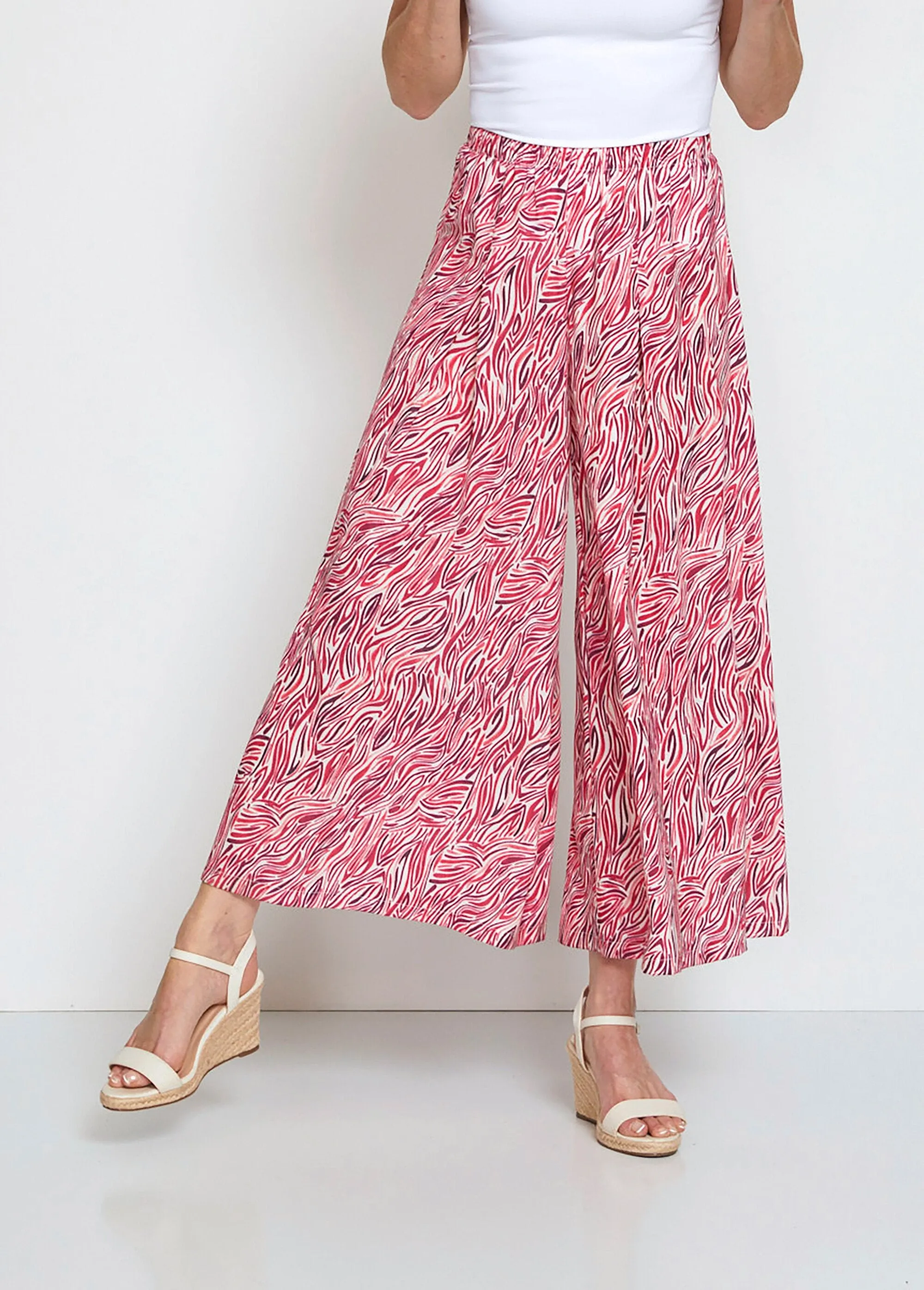 Loose elasticated waist skirt-pants