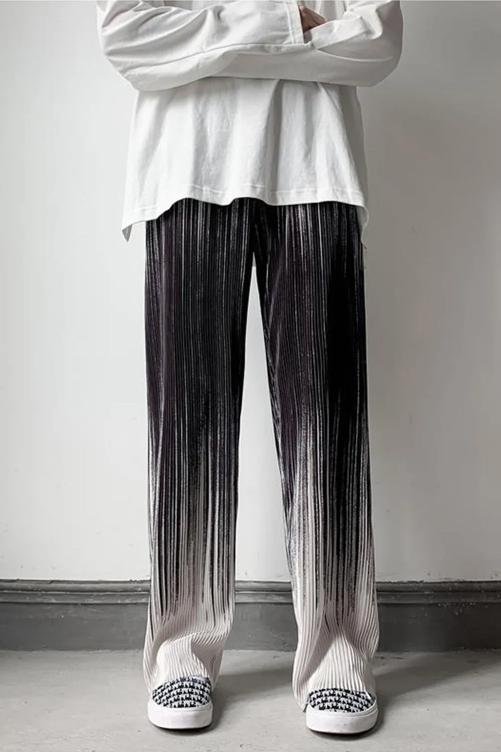 Loose Tie Dye Pleated Men Pants
