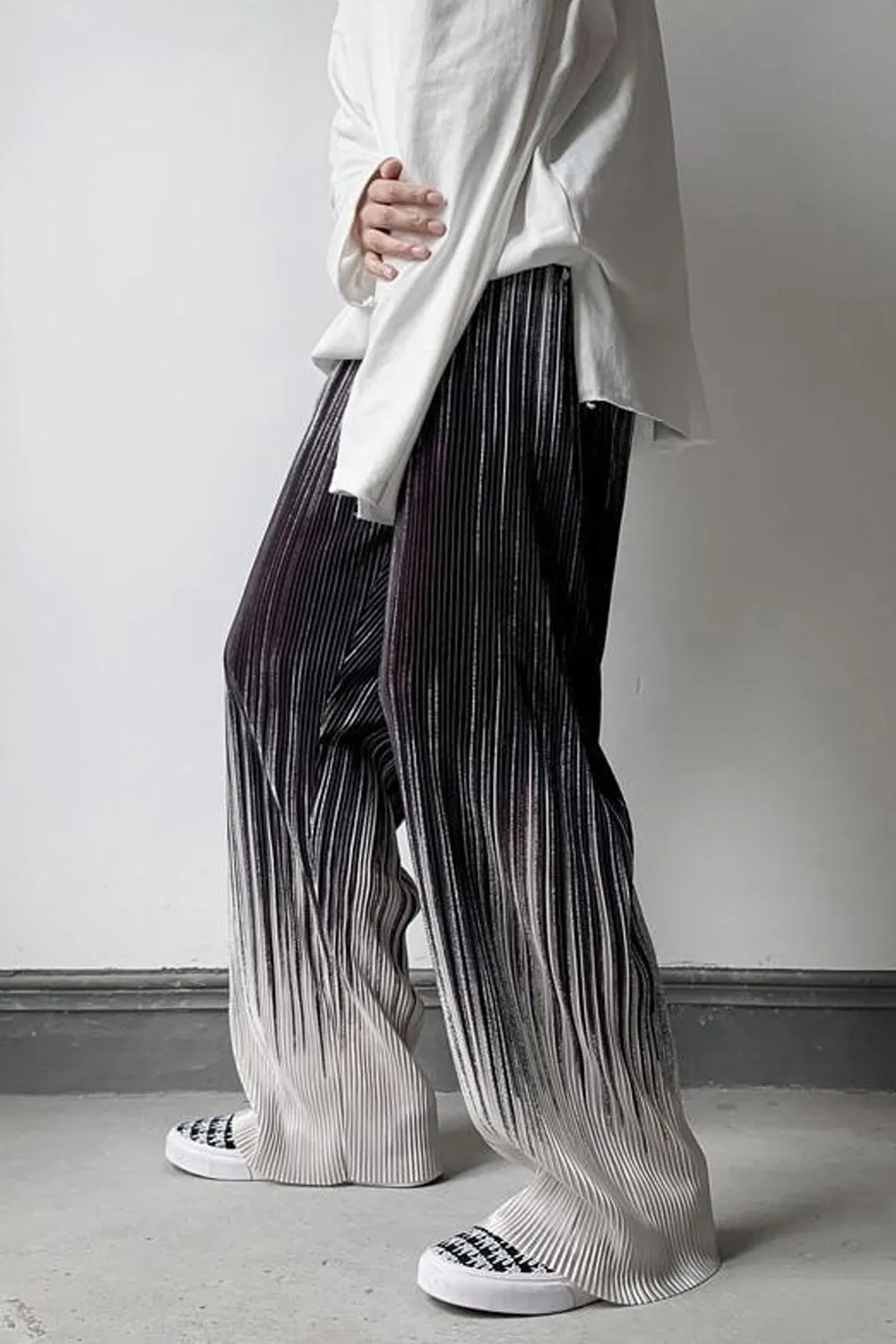 Loose Tie Dye Pleated Men Pants