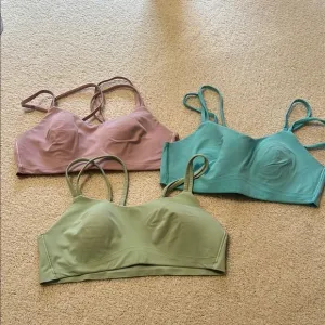 Lululemon Cloud Bra - Green, Teal, Rose