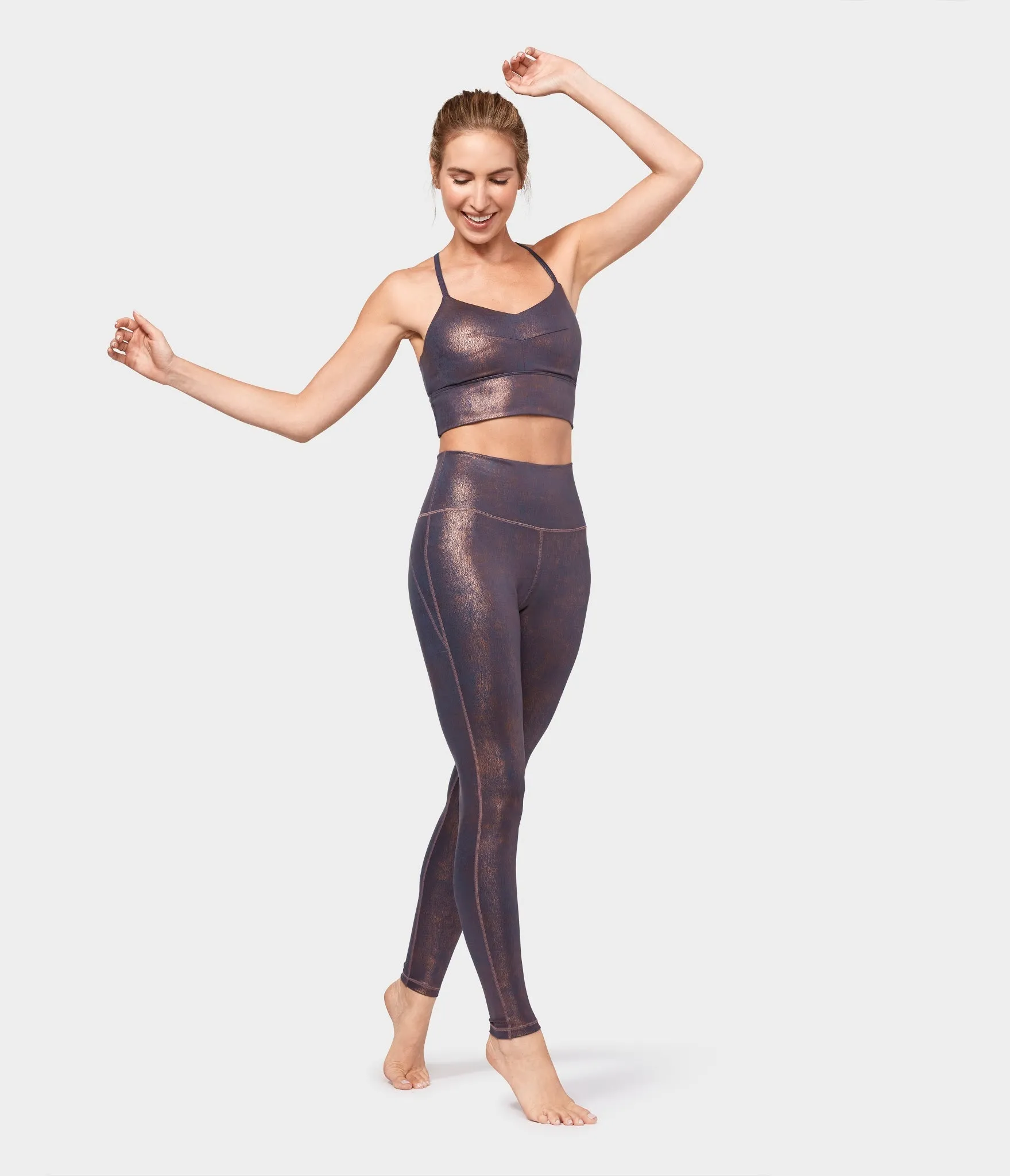 Manduka Apparel - Women's Darted Bra - Copper