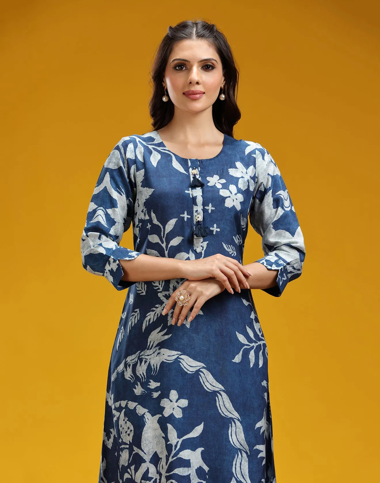 Navy Blue And White Printed Casual Kurti And Pant Set