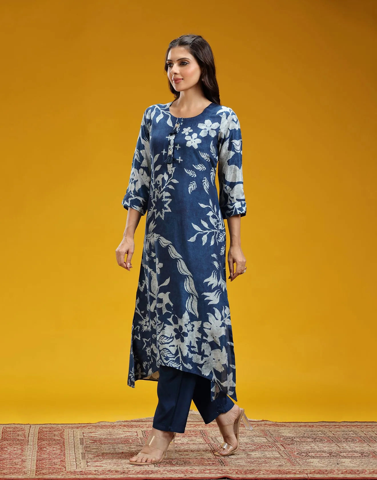 Navy Blue And White Printed Casual Kurti And Pant Set