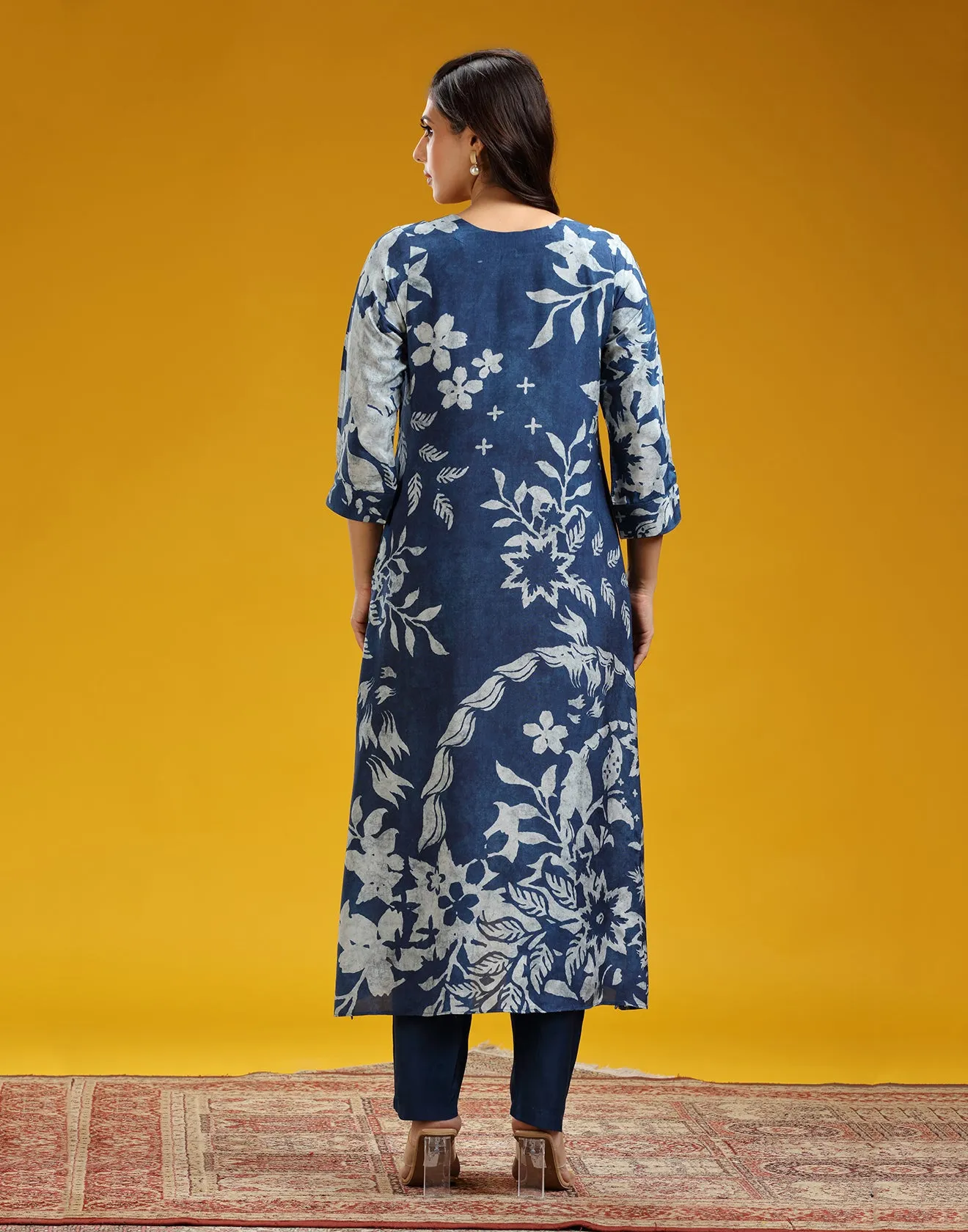 Navy Blue And White Printed Casual Kurti And Pant Set