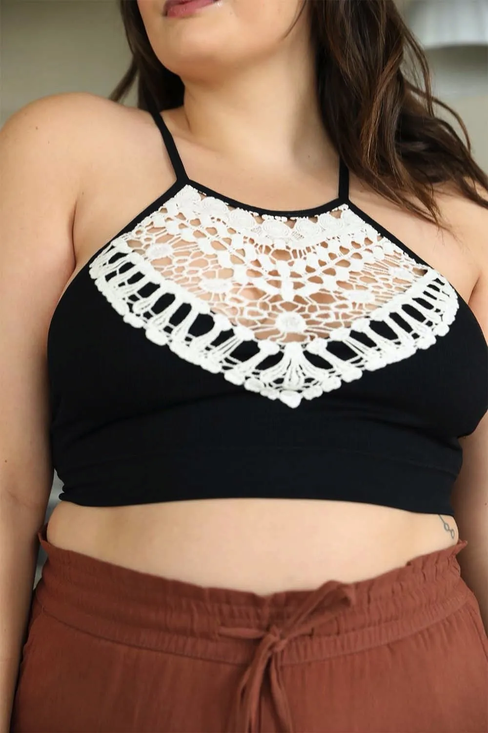Plus Size Crochet Lace Bralette – Soft and Stylish Look
