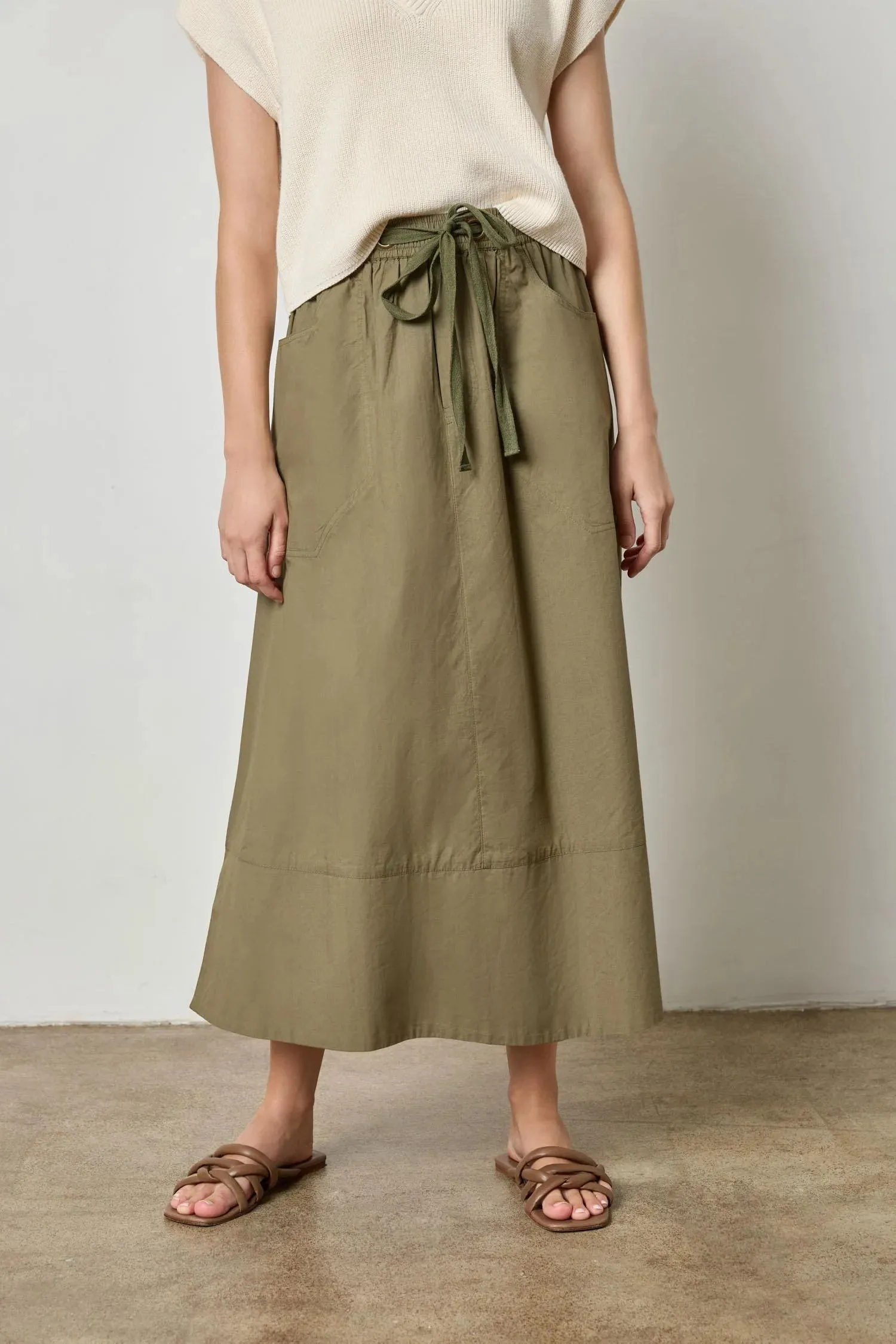 Poplin Maxi Skirt in Kelp