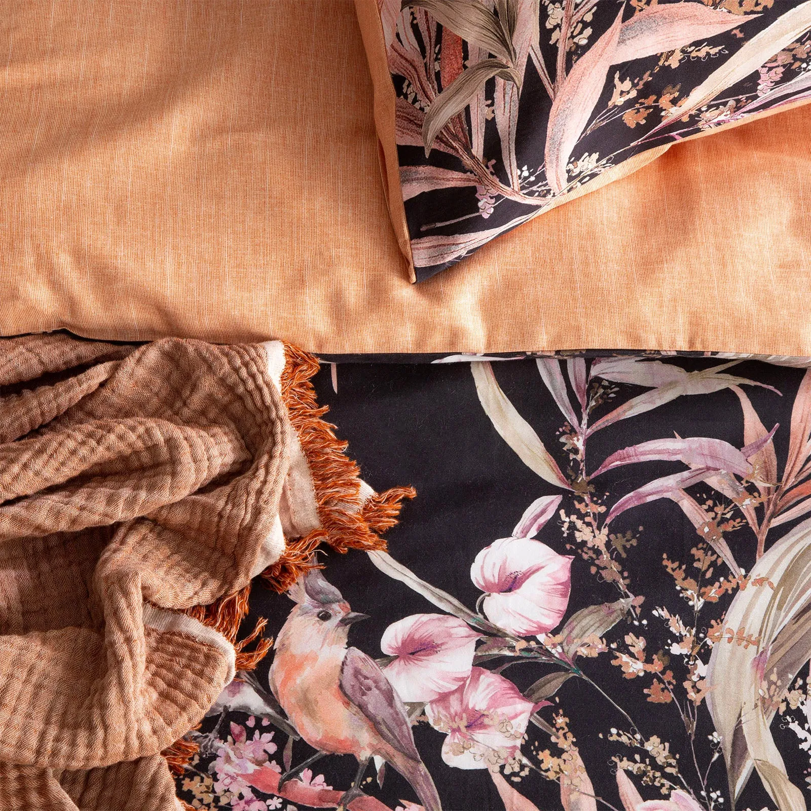 Renee Taylor 300 TC Cotton Reversible Quilt cover Set - Grevillea Onyx