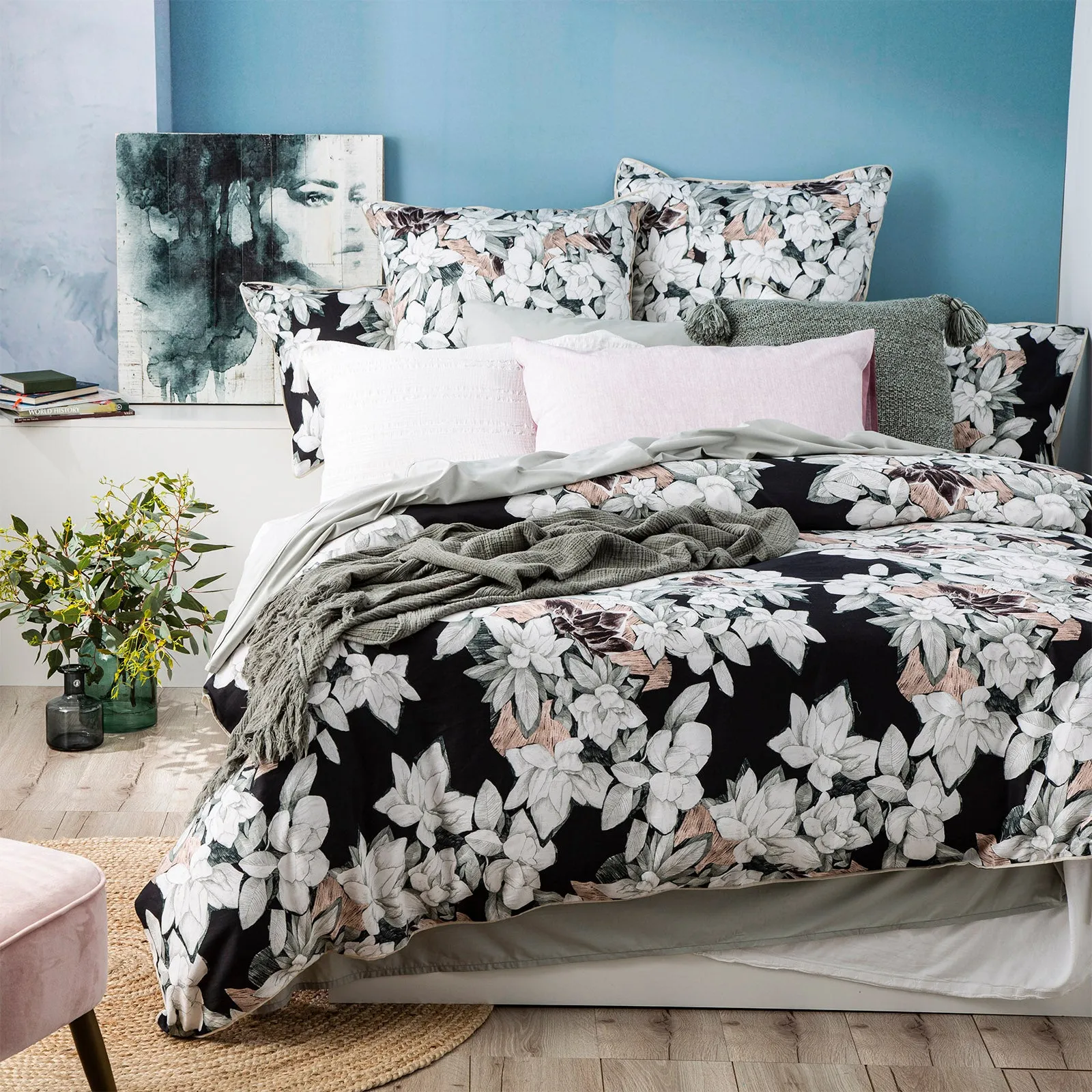 Renee Taylor 300 TC Cotton Reversible Quilt cover Set - Ivy