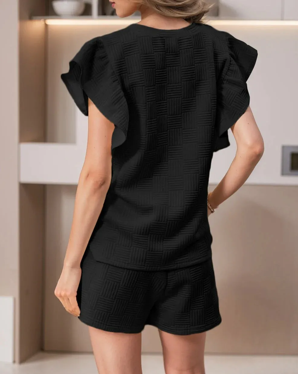 RUFFLE SLEEVE TEE AND SHORTS SET