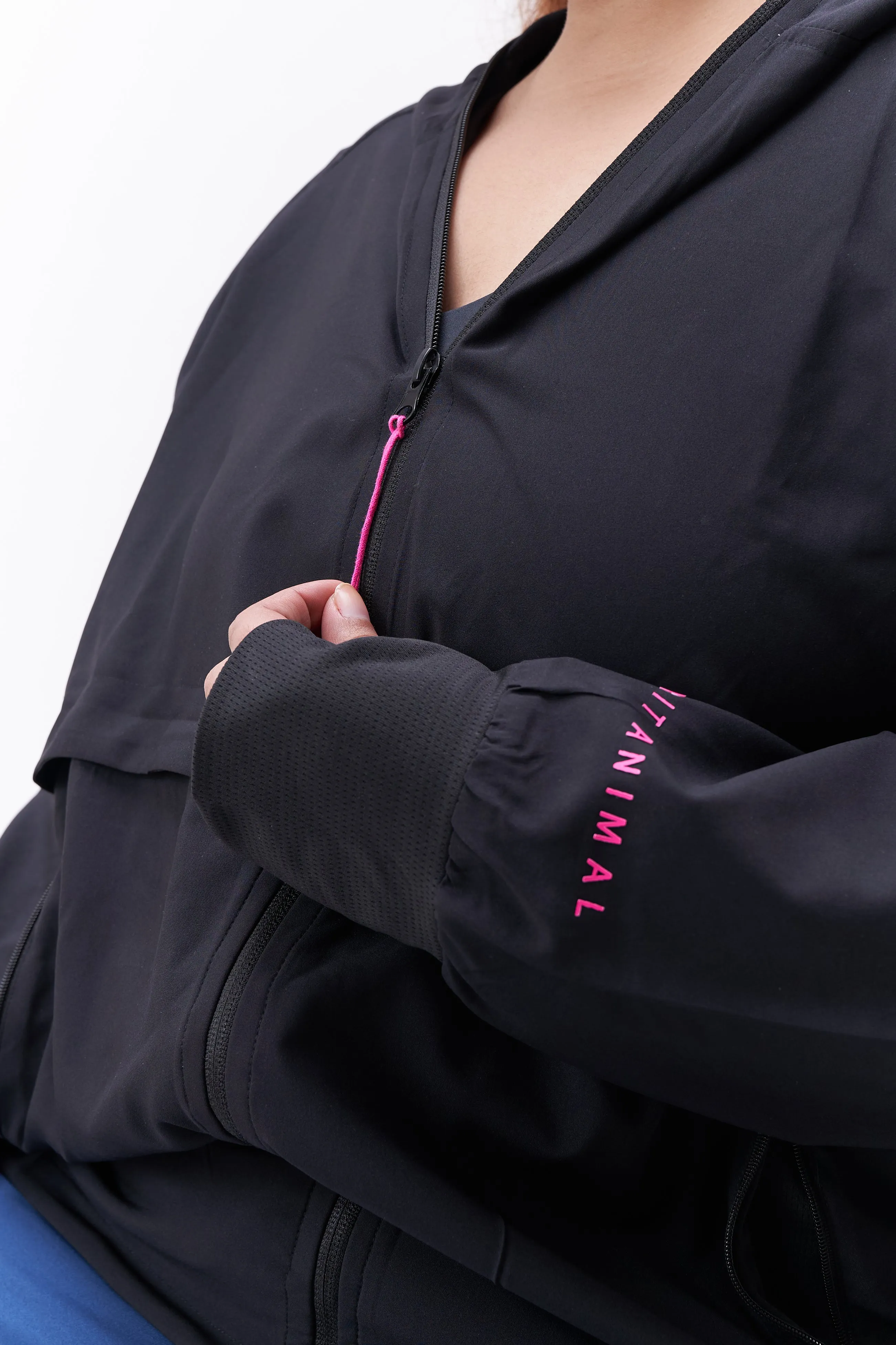Run Ahead Jacket: Black