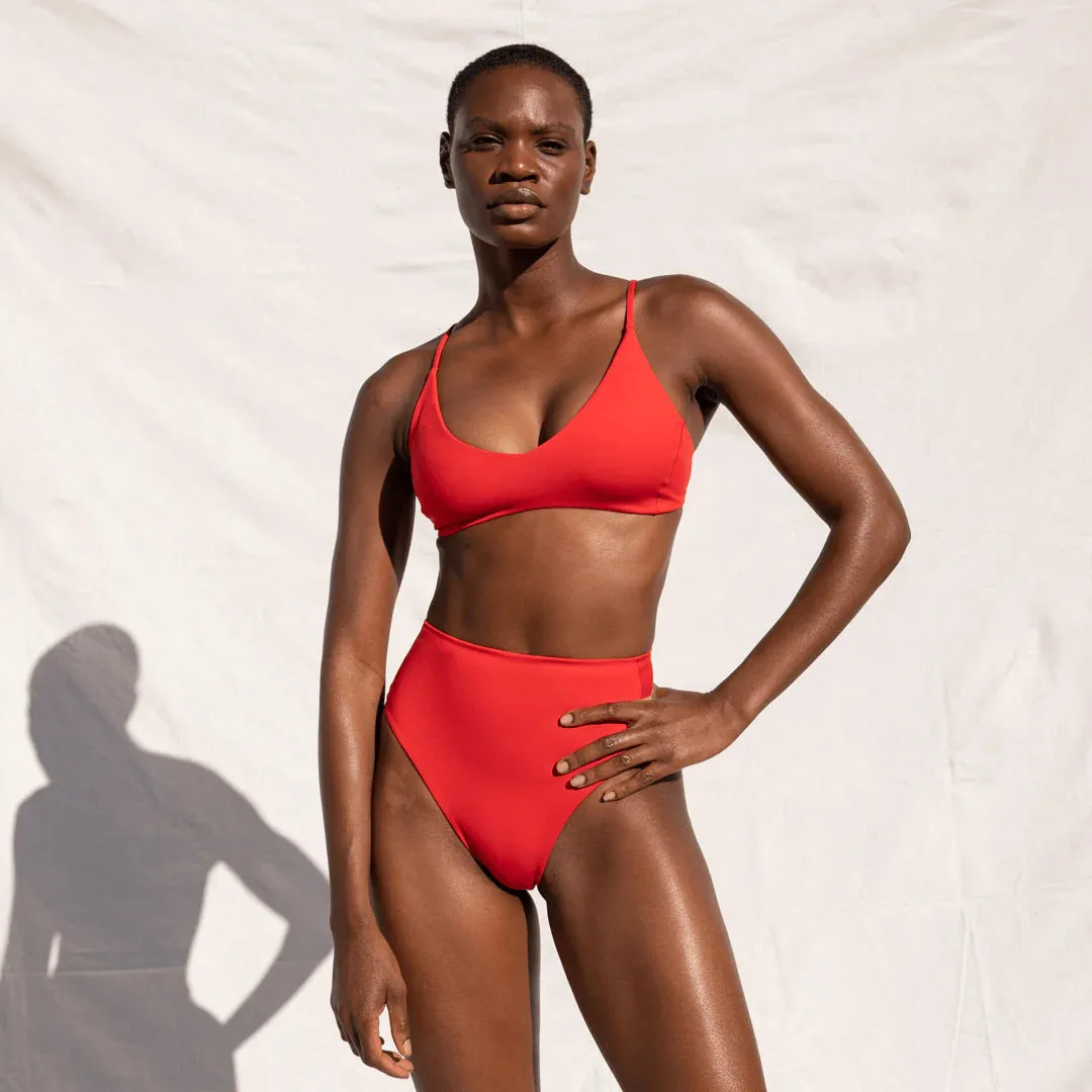 Sunday Top in Sweet Chili Heat Red | Left On Friday