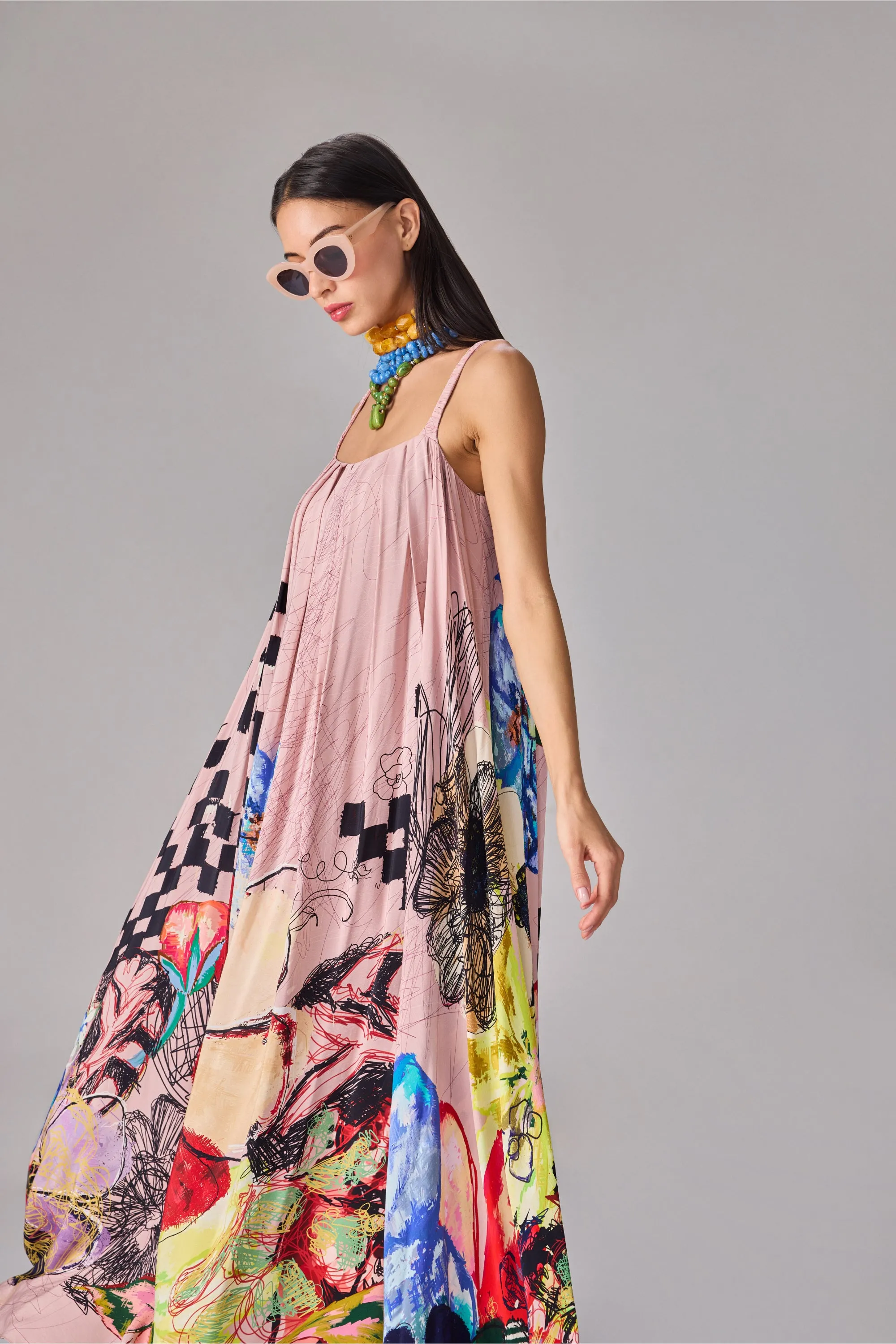 Swing light pink dress