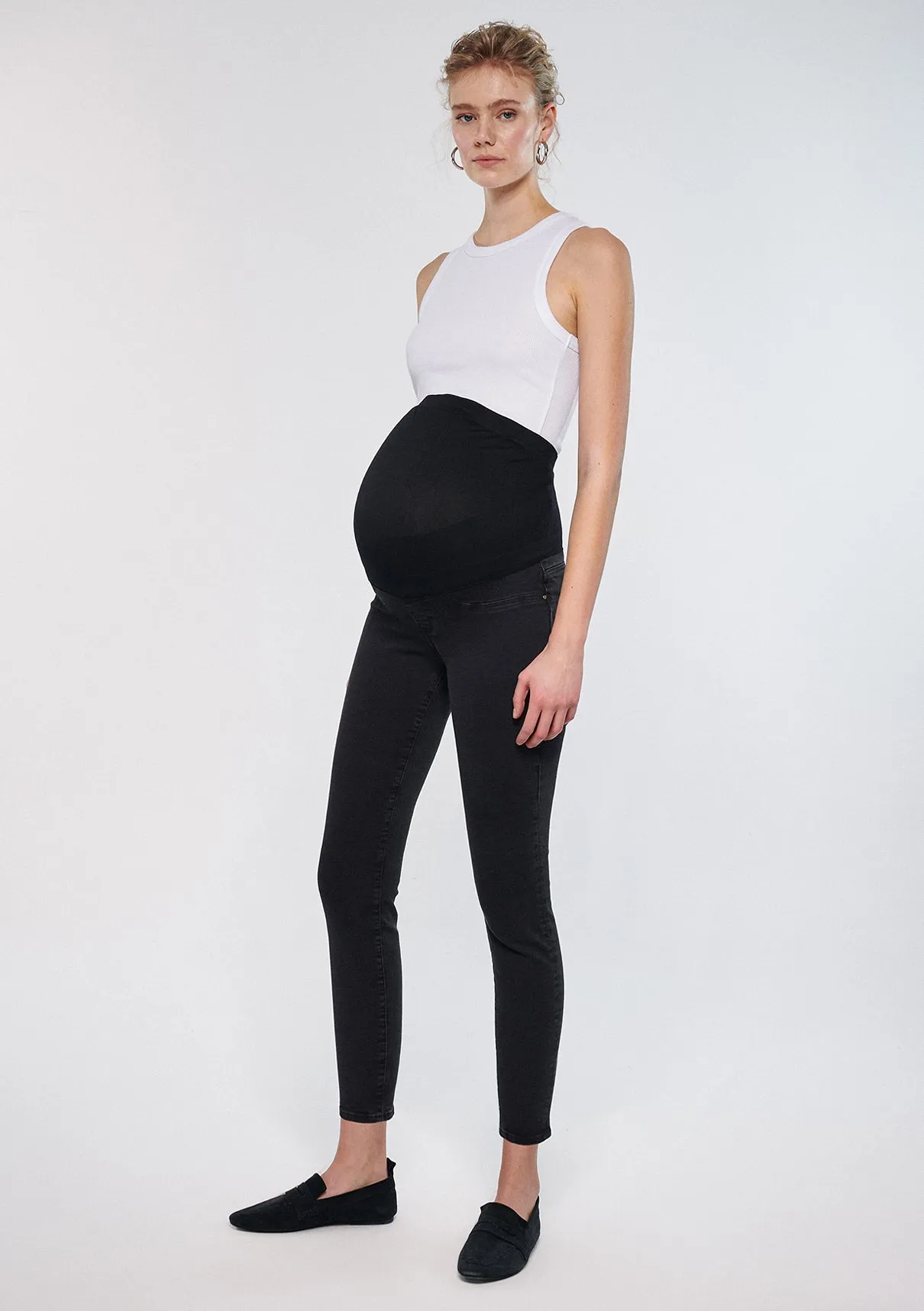 Vanessa Smoke Stretch Jean Pants