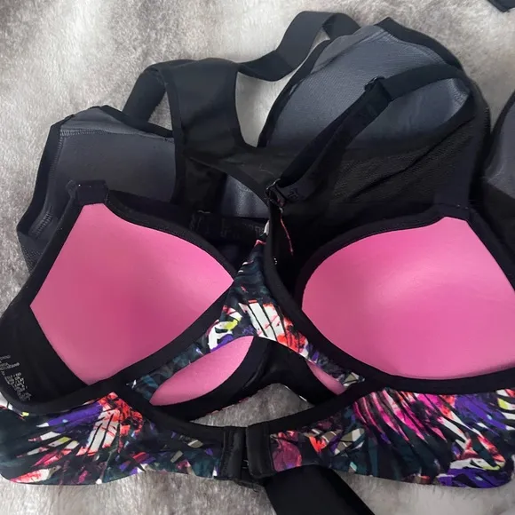 Victoria's Secret Black and Pink Bra Intimates 4 bras 34D-36C