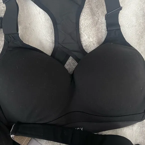Victoria's Secret Black and Pink Bra Intimates 4 bras 34D-36C
