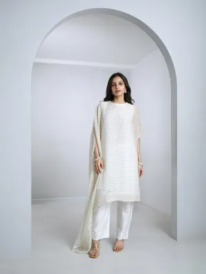 White cape